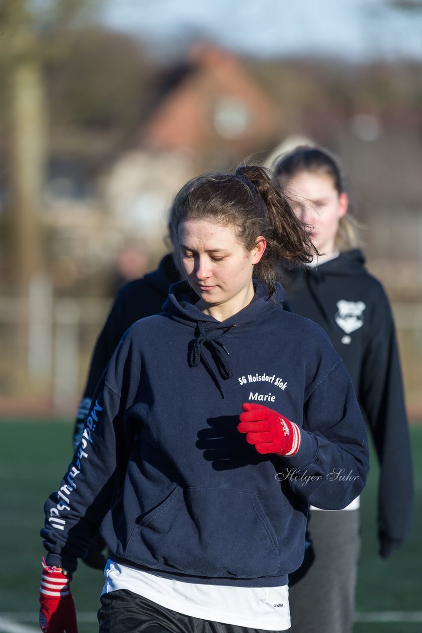 Bild 71 - Frauen SG Holstein Sued - SV Gruenweiss-Siebenbaeumen : Ergebnis: 0:2